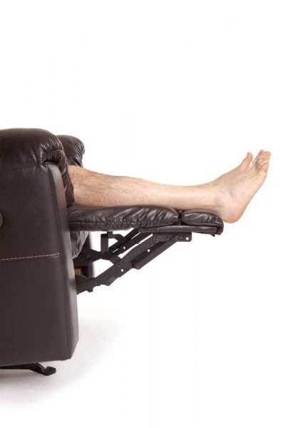 Should your feet hang off a recliner?